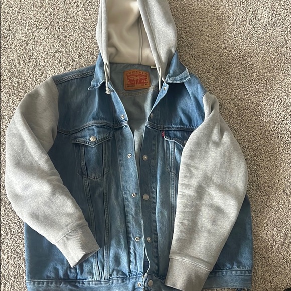 Men’s Levi’s Jean jacket - Picture 1 of 3